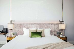 Dream Hollywood, by Hyatt