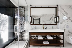 Dream Hollywood, by Hyatt