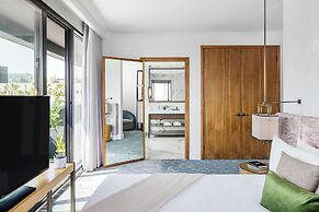 Dream Hollywood, by Hyatt