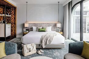 Dream Hollywood, by Hyatt