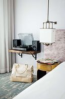 Dream Hollywood, by Hyatt