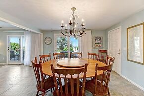 Dog Friendly Oceanfront Beach House by RedAwning