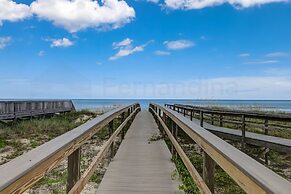 Dog Friendly Oceanfront Beach House by RedAwning