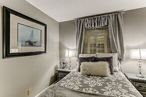 Coral Sands Beautiful Condominium by RedAwning