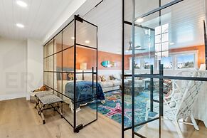 Multi-level Seaside Residence by RedAwning