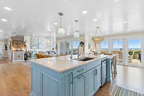 Multi-level Seaside Residence by RedAwning