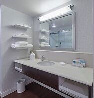 Hampton Inn & Suites Hood River