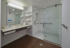 Hampton Inn & Suites Hood River