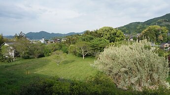 The Hamilton Ureshino