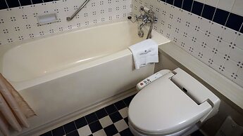 The Hamilton Ureshino