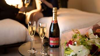 The Hamilton Ureshino