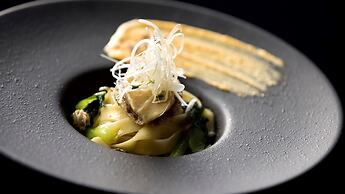 The Hamilton Ureshino