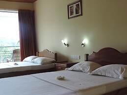 Rainforest Lodge