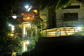 Rainforest Lodge