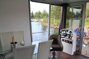 Houseboat Jyväskylä