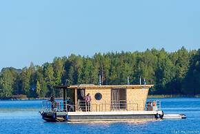 Houseboat Jyväskylä