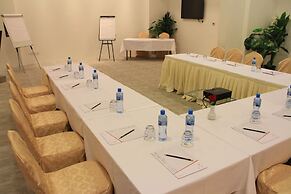 Gulf Suites Hotel Amwaj