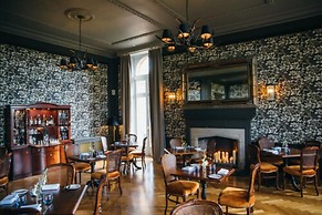 Cornhill Castle Hotel