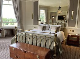 Cornhill Castle Hotel