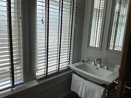 Cornhill Castle Hotel