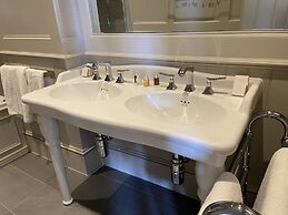 Cornhill Castle Hotel