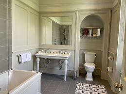 Cornhill Castle Hotel