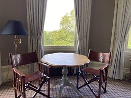 Cornhill Castle Hotel