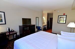 Cobblestone Inn & Suites - Monticello