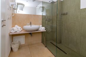 Zeus Residence Hotel