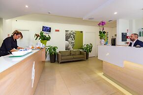 Zeus Residence Hotel