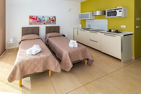 Zeus Residence Hotel