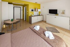 Zeus Residence Hotel