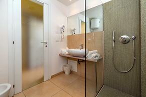 Zeus Residence Hotel