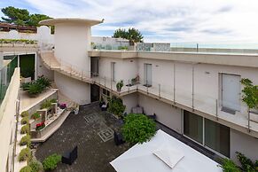 Zeus Residence Hotel