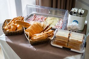 Zeus Residence Hotel