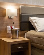 Xenophon Hotel