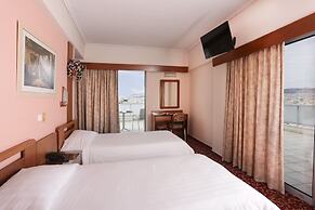 Xenophon Hotel