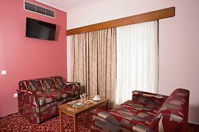 Xenophon Hotel