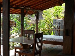 Classic Beach Villas