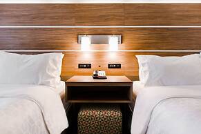 Holiday Inn Express & Suites West Edmonton - Mall Area by IHG