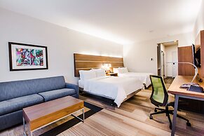 Holiday Inn Express & Suites West Edmonton - Mall Area by IHG