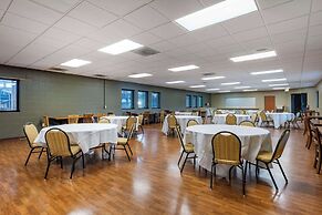 Three Bears Waterpark Resort & Convention Center, Ascend Collection Ne