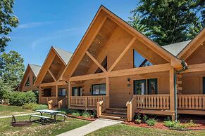 Three Bears Waterpark Resort & Convention Center, Ascend Collection Ne