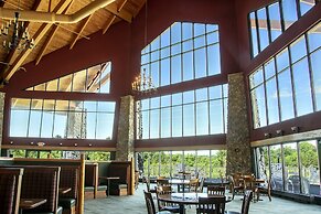 Three Bears Waterpark Resort & Convention Center, Ascend Collection Ne