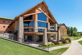 Three Bears Waterpark Resort & Convention Center, Ascend Collection Ne