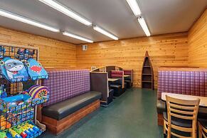 Three Bears Waterpark Resort & Convention Center, Ascend Collection Ne