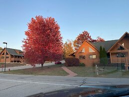 Three Bears Waterpark Resort & Convention Center, Ascend Collection Ne