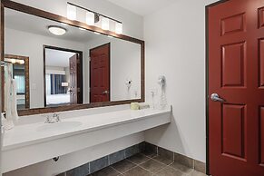 Three Bears Waterpark Resort & Convention Center, Ascend Collection Ne