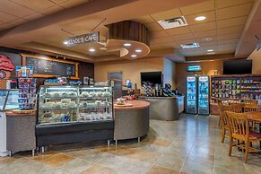 Three Bears Waterpark Resort & Convention Center, Ascend Collection Ne