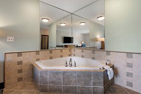 Three Bears Waterpark Resort & Convention Center, Ascend Collection Ne